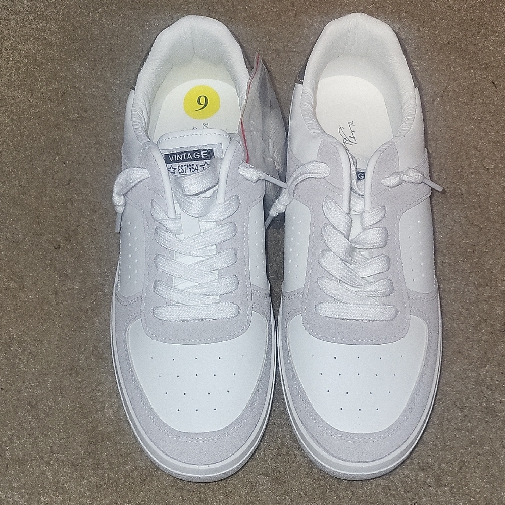 VINTAGE HAVANA, White and Gray Sneakers